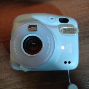 Fujifilm Instax Mini 11 Sky Blue Instant Camera Compact Missing Battery Cover